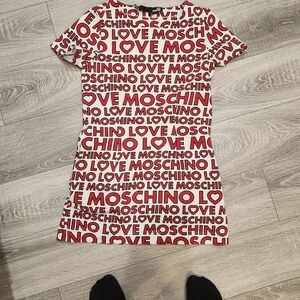Love Moschino White and Red Graphic Tee Shirt Dress